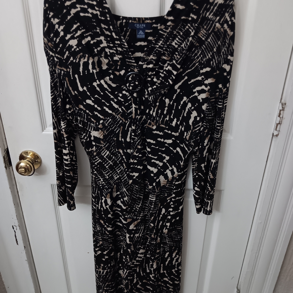 Chaps Black and Cream Abstract Long Sleeve Dress